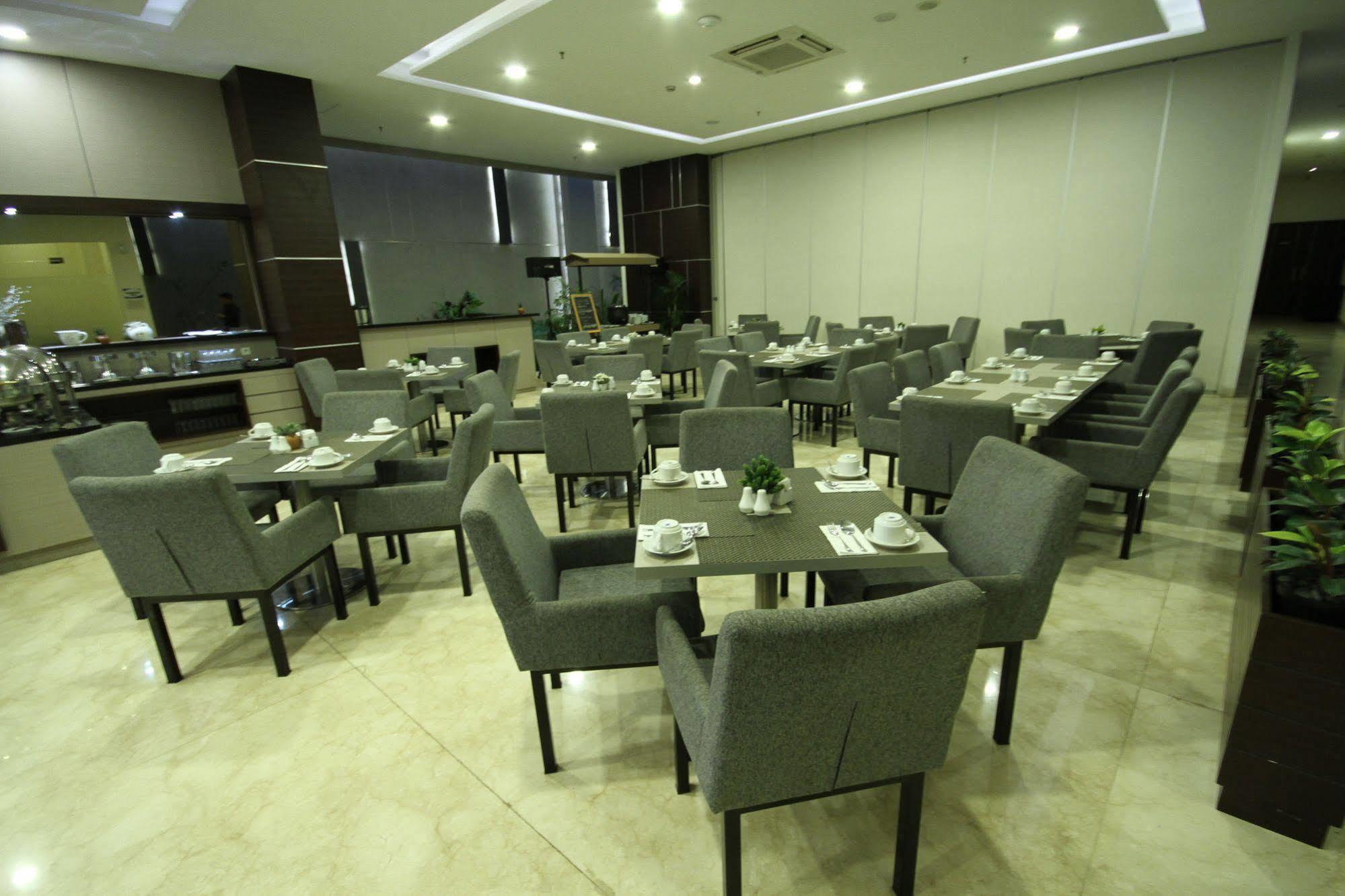 Atlantic City Hotel Bandung Exterior foto