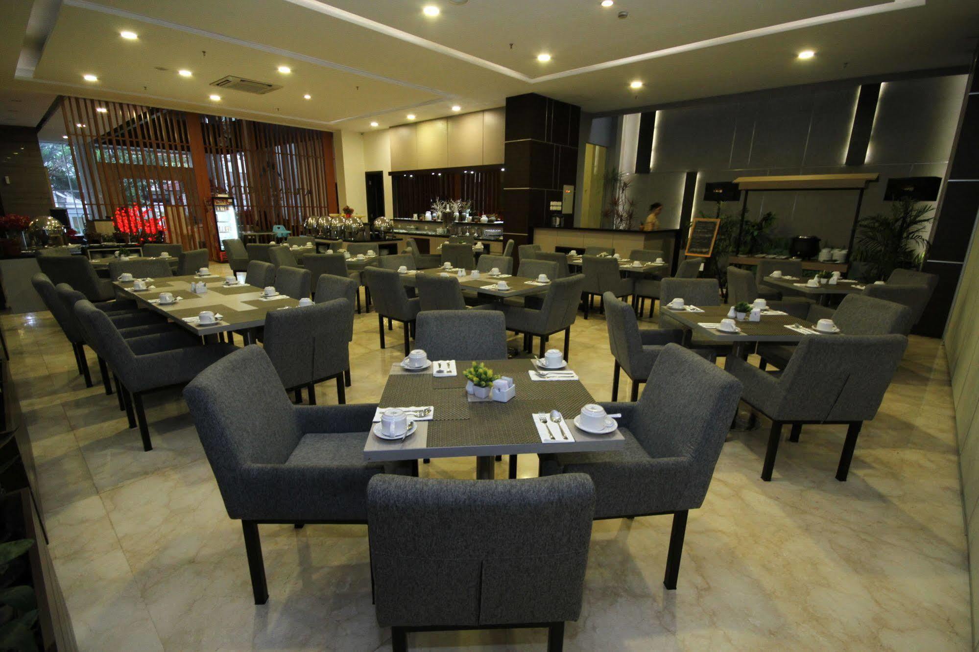 Atlantic City Hotel Bandung Exterior foto